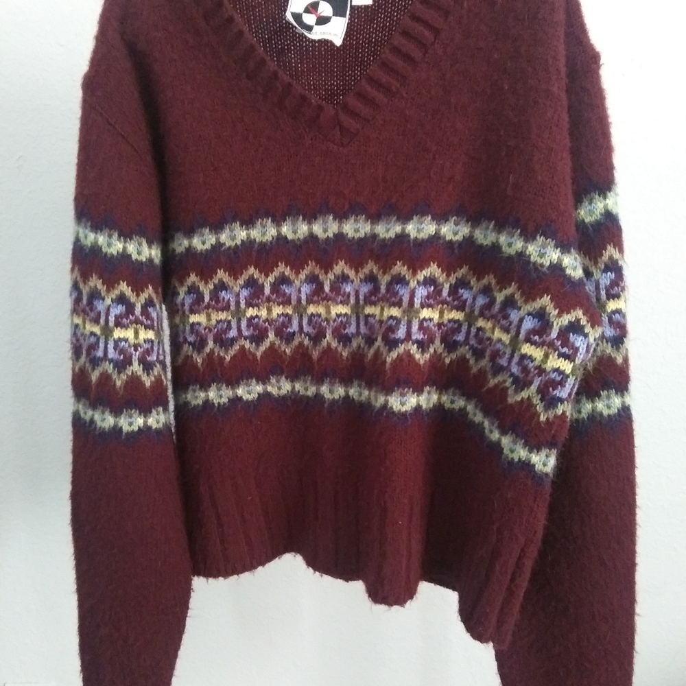Fuzzy cropped sweater